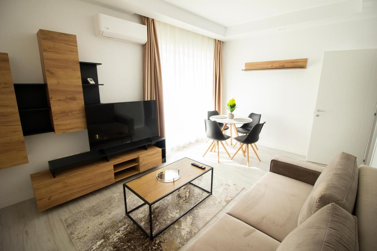 3 Rooms A502 Stayinn By Cosmopolis Bucarest Esterno foto